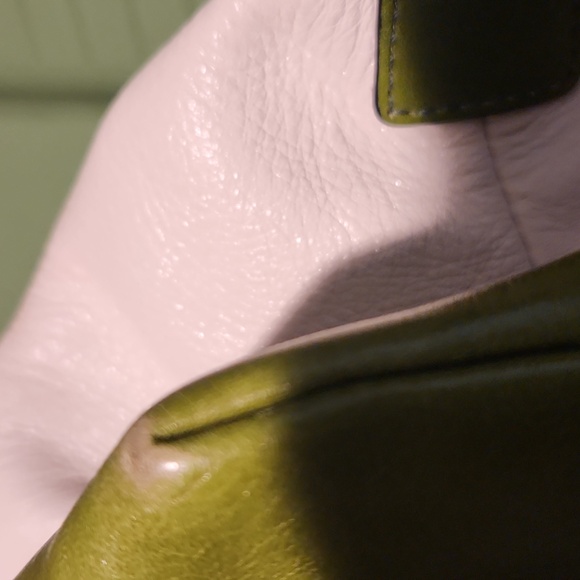 Coach Cream and Green Women's Bag - Picture 7 of 12